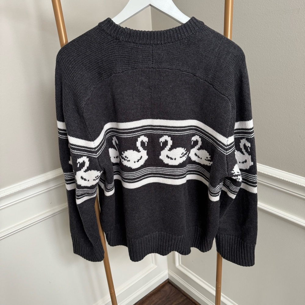 The A&F Madeline Swan Crew Sweater - Picture 4 of 4